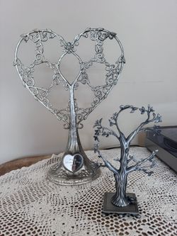 Decorative Family Photo Holder Trees – Set of 2 (Heart Tree & Small Tree)