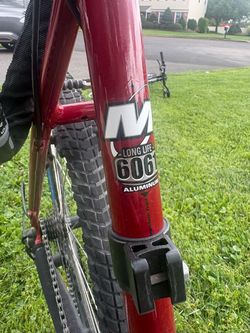 Raleigh M60 mountain bike