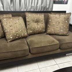 Sofa For sale - Make An Offer Today!
