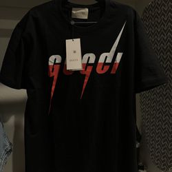 T-SHIRT WITH GUCCI BLADE PRINT