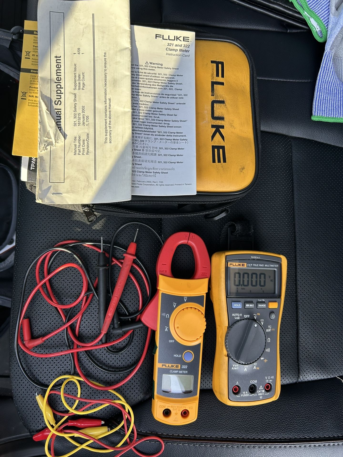 Fluke 117/322 Electricians Combo Kit Digital Multimeter Clamp Meter