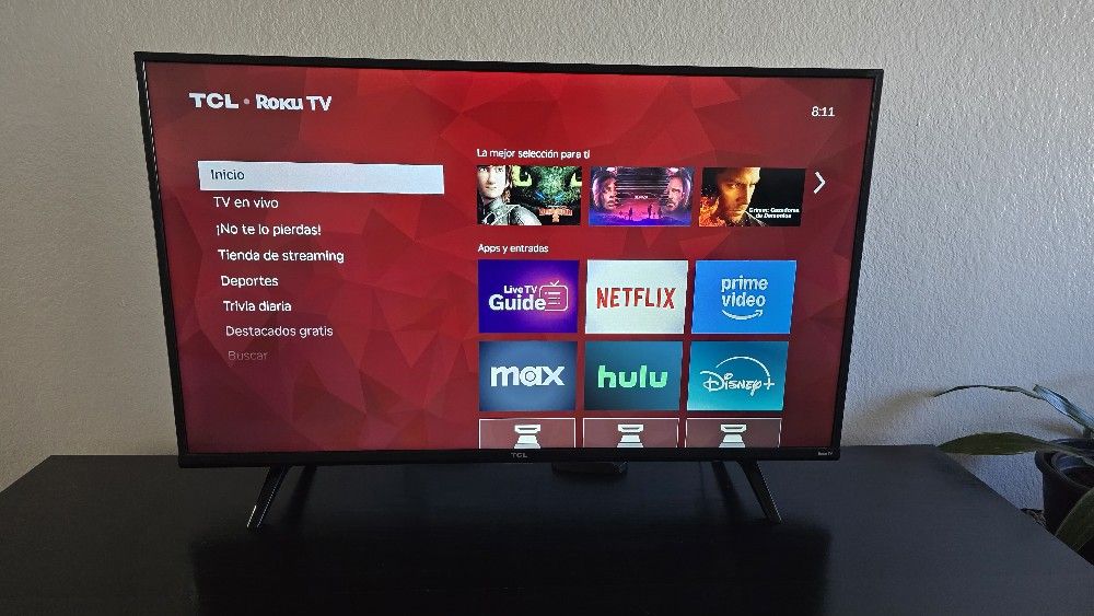TCL 43" Clase 4-Series 4K UHD HDR Roku Smart TV - 43S431