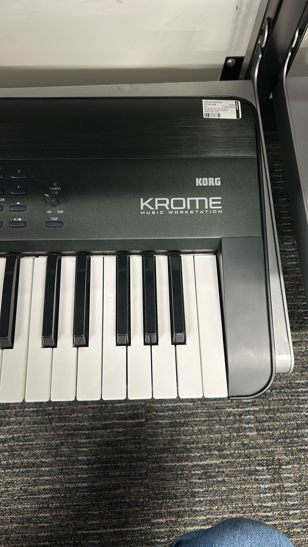 Korg Keyboard