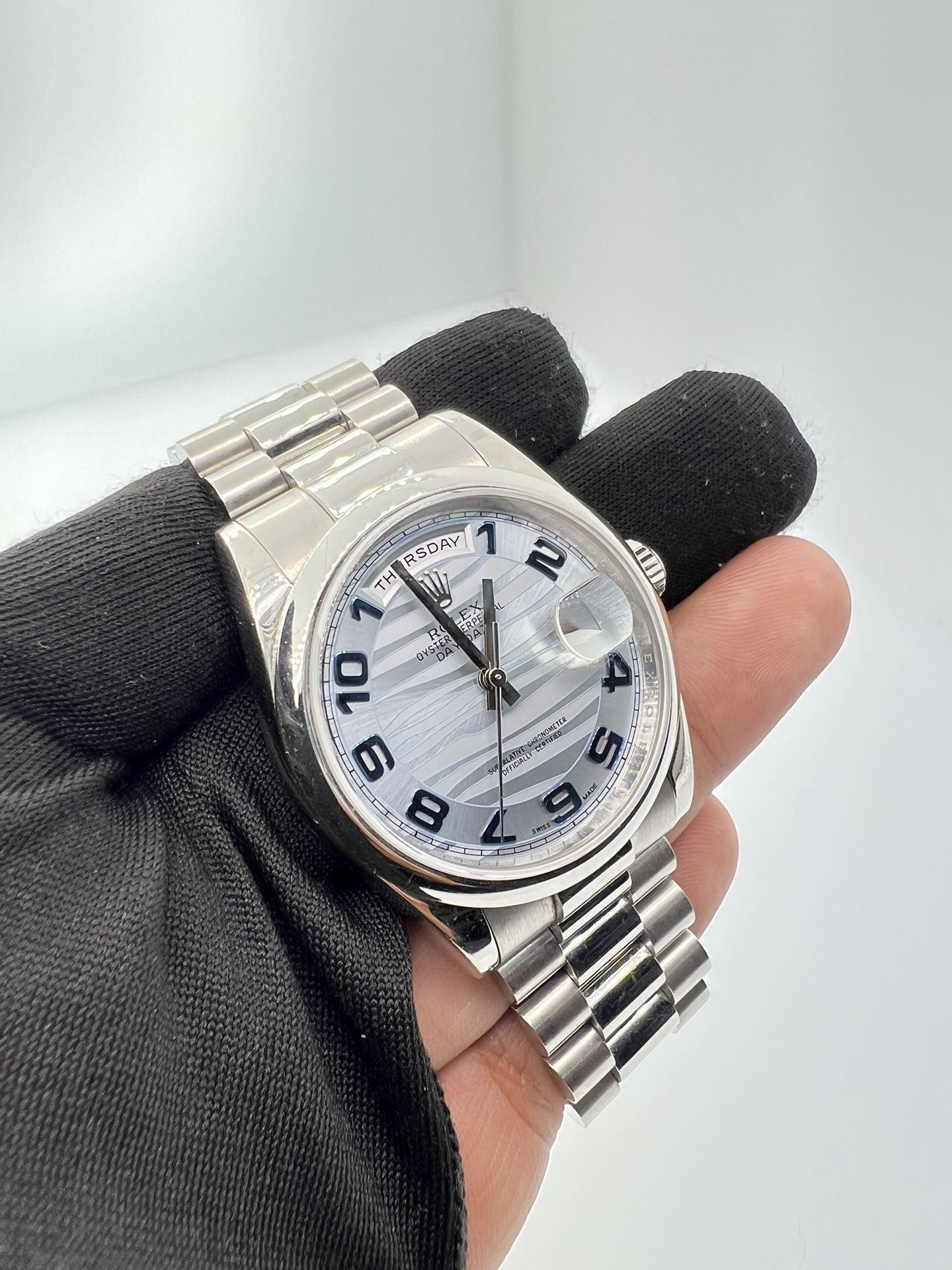 Rolex Day Date 36 Presidential 36mm GLACIER BLUE WAVE 950...