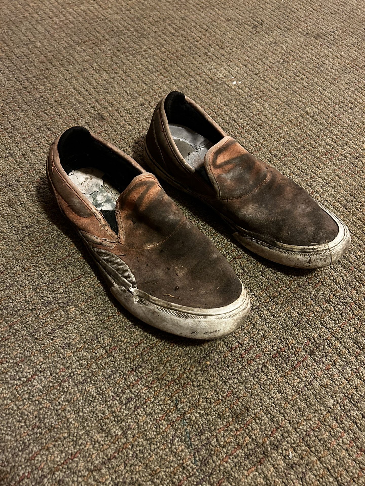 Slightly Used Skateboard Shoes