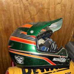 Motorcycle helmet