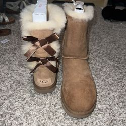 NWOT Uggs