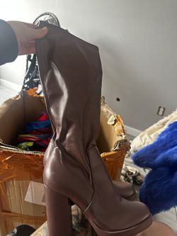 Brown Boots 