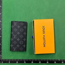 LV Wallet 