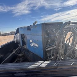 Miller Bobcat Generator Welder  225nt 
