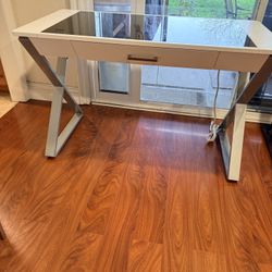 Modern Office/Computer Desk With Outlets