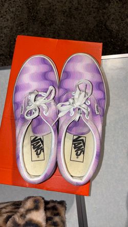 Size 5, and men or 6.5 woman