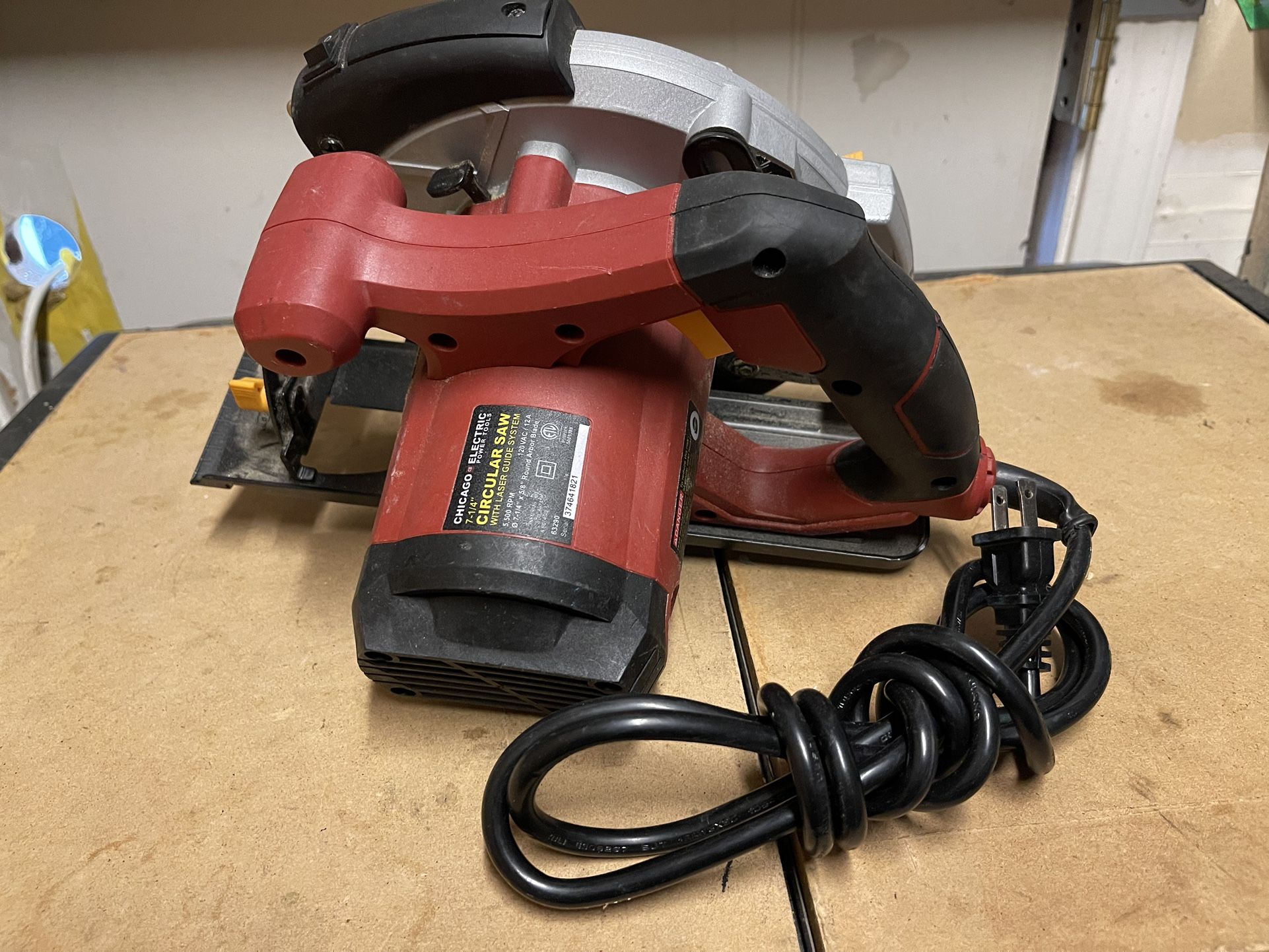 Chicago Electric Circular Saw for Sale in Sacramento CA OfferUp