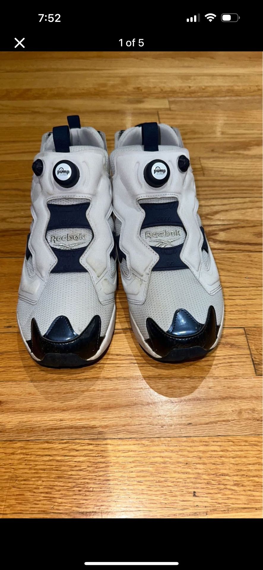 Reebok sneaker