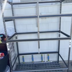 Metal rack /racka de metal