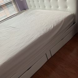 King Size Bed Frame With Headboard And Four Storage Drawers