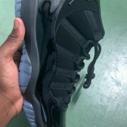Jordan 11 Cap N Gowns 