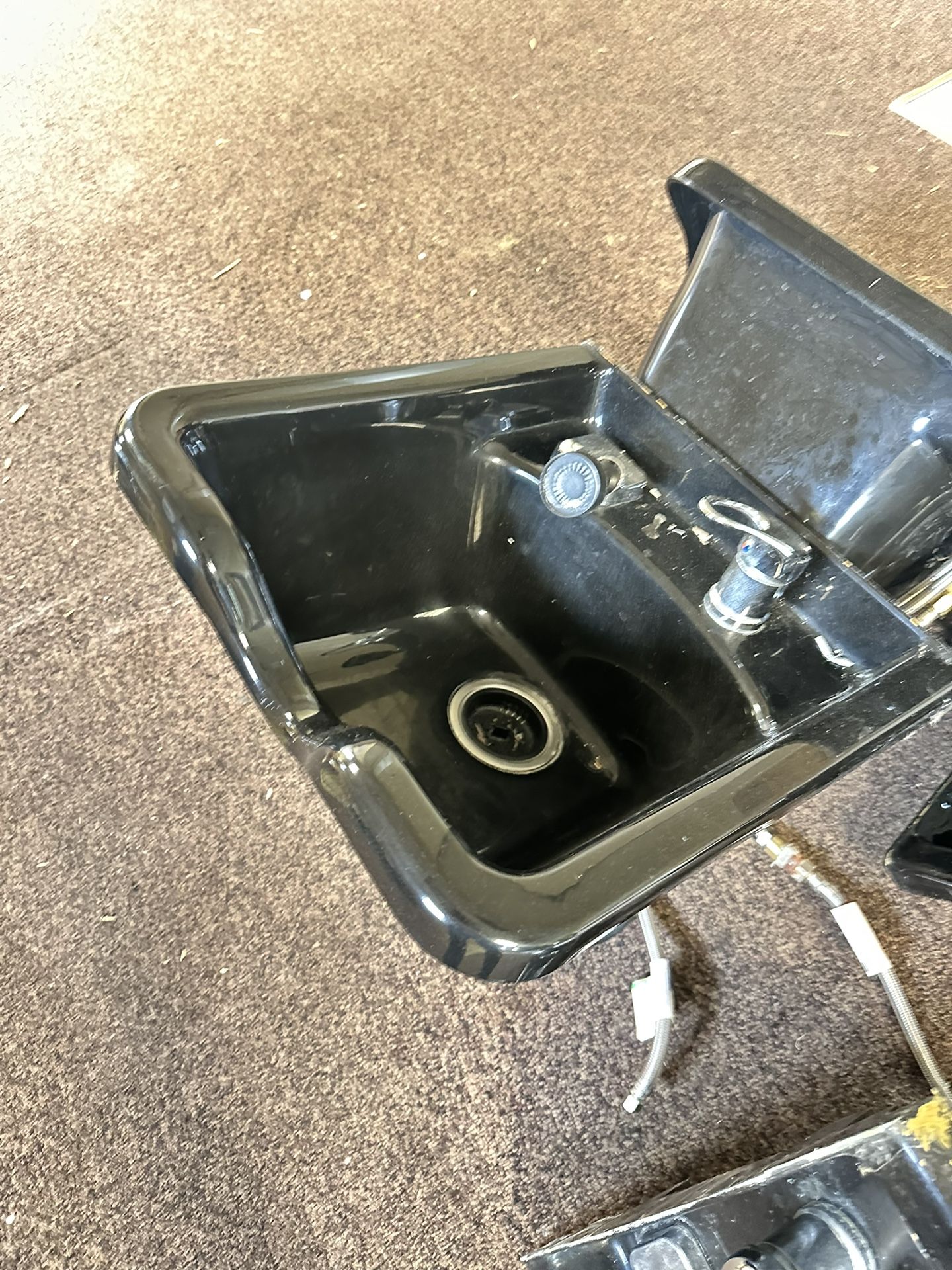 Salon Sinks