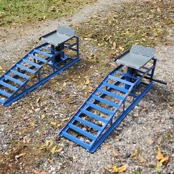 Hydraulic Truck Ramps
