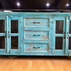 Buffet/Tv Stand/Credenza