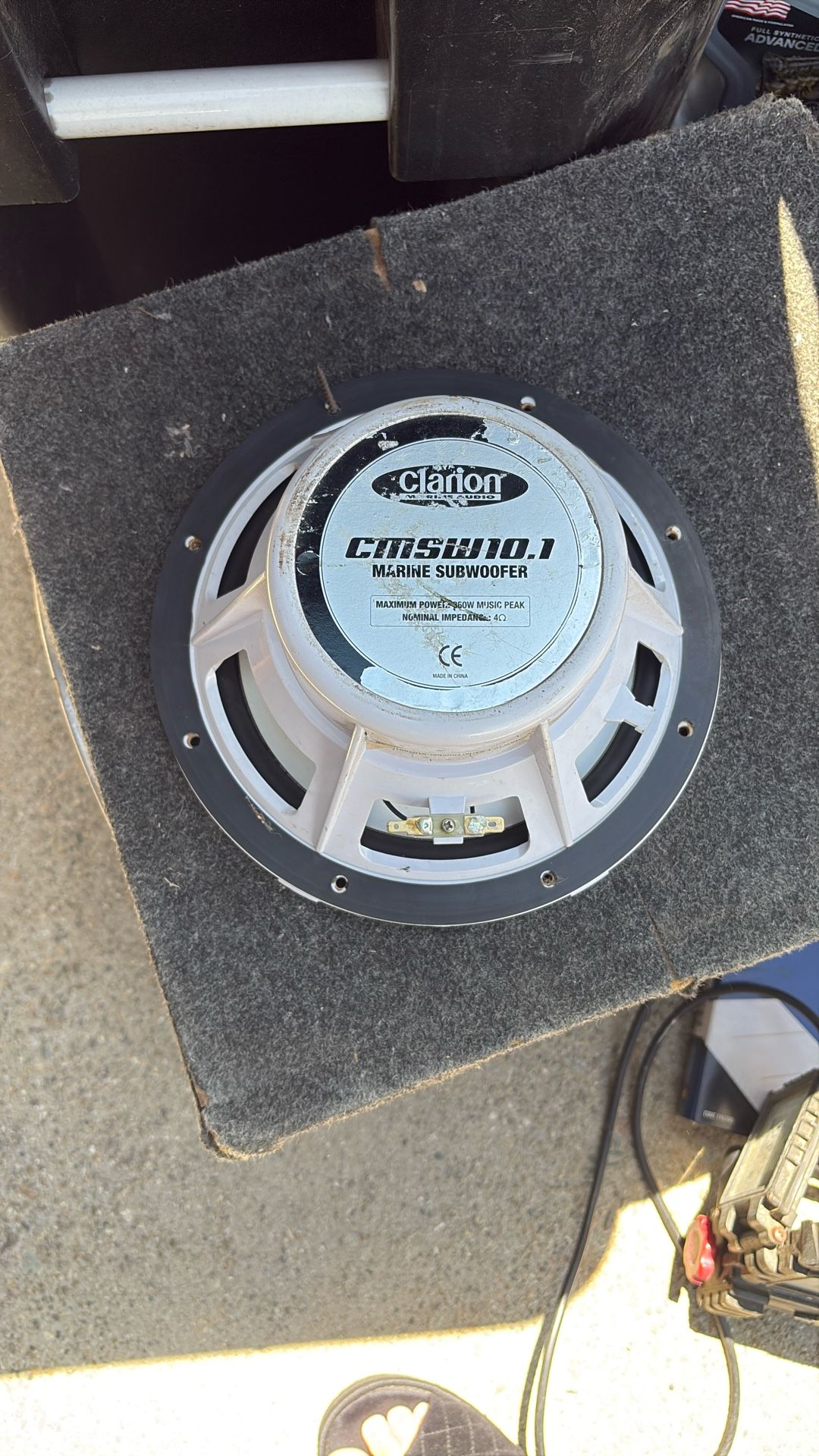 Clarion 12 inch subwoofer