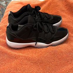 Jordan Retro 11 Low Space Jams Size 7.5 Men’s