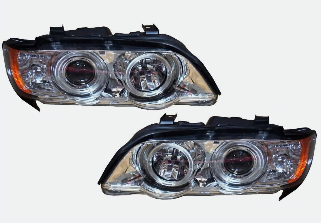 New BMW X5 Headlight Set (Left & Right) Year 2000 - 2003