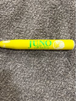 Juno MR 1 softball bat