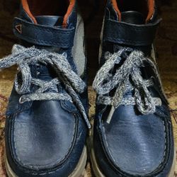 $4! Carters Toddler Boots  In Great Condition! 