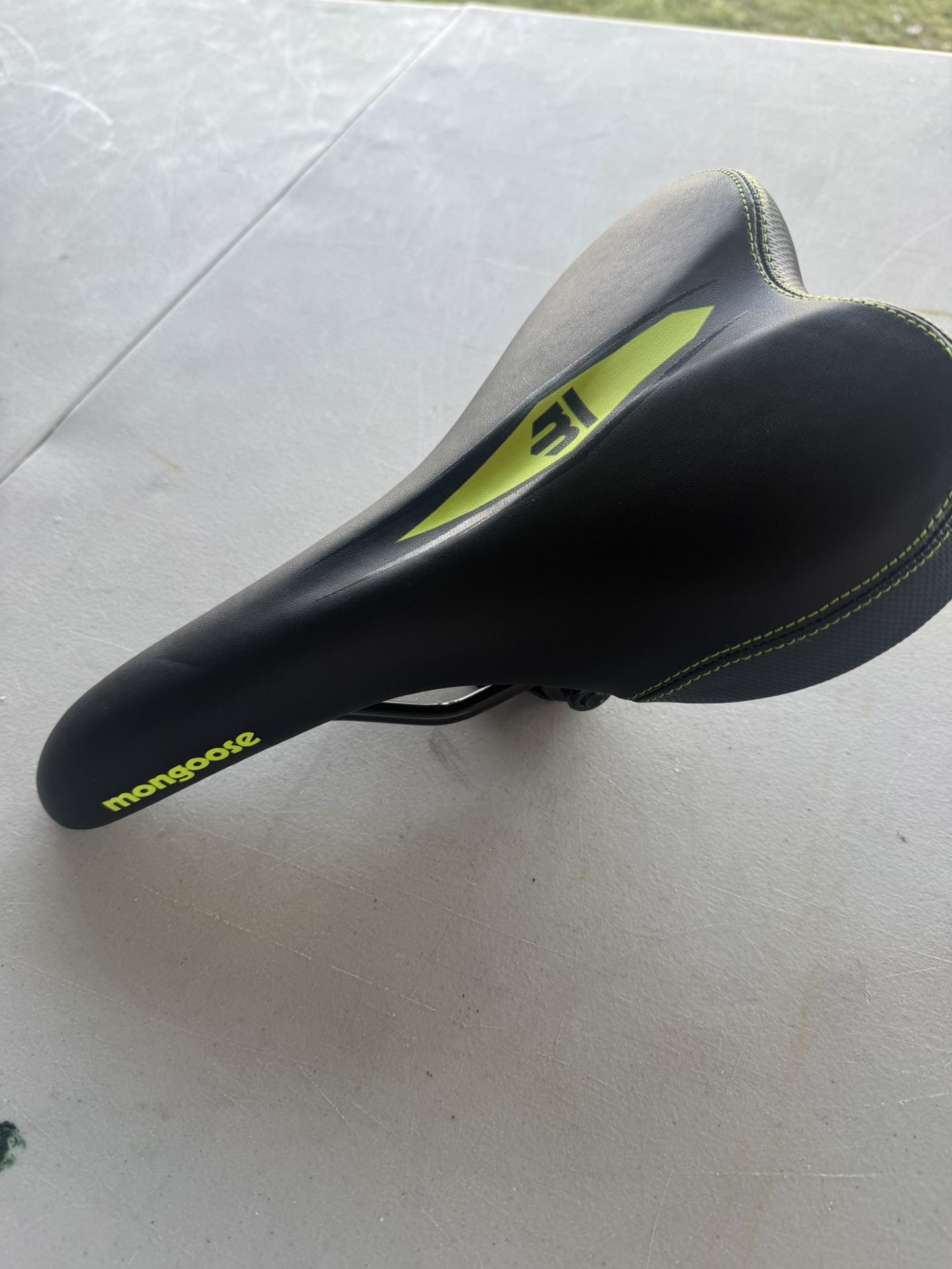 Mongoose Seat 