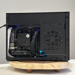 RTX 2060 ITX VERY SMALL GAMING PC