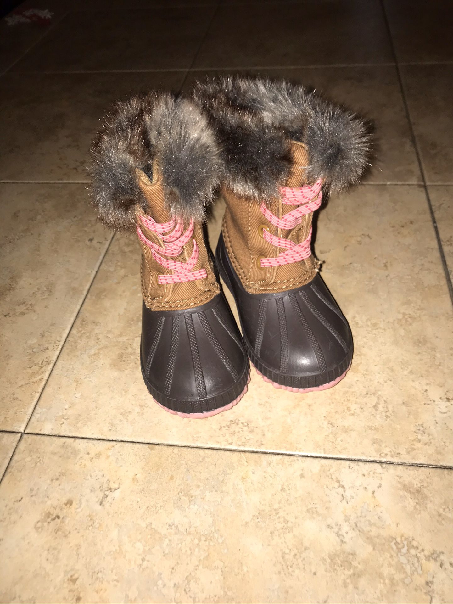 Girls winter boots