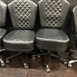 Luxury Poker Or Conference Room Chairs. Perfect Condition 