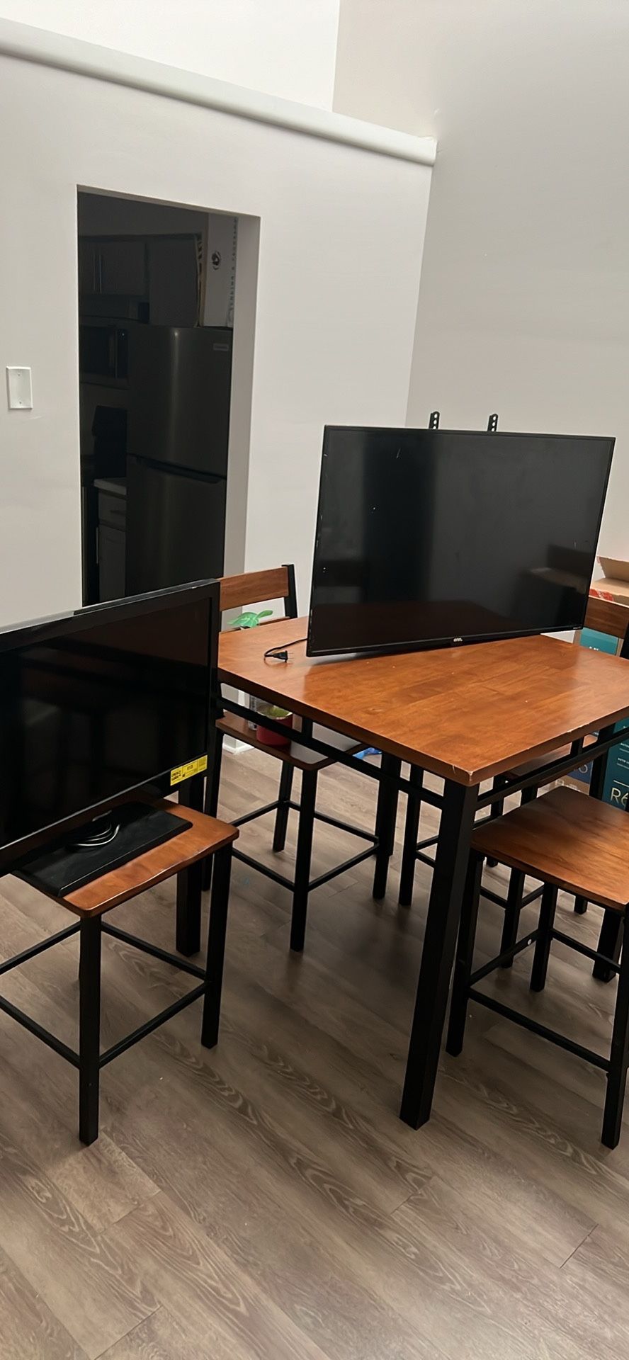 ONN and Emerson TVs