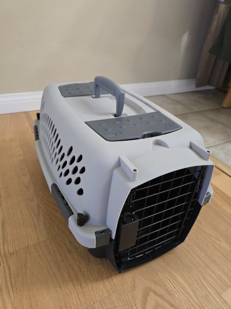 Small Animal Carrier