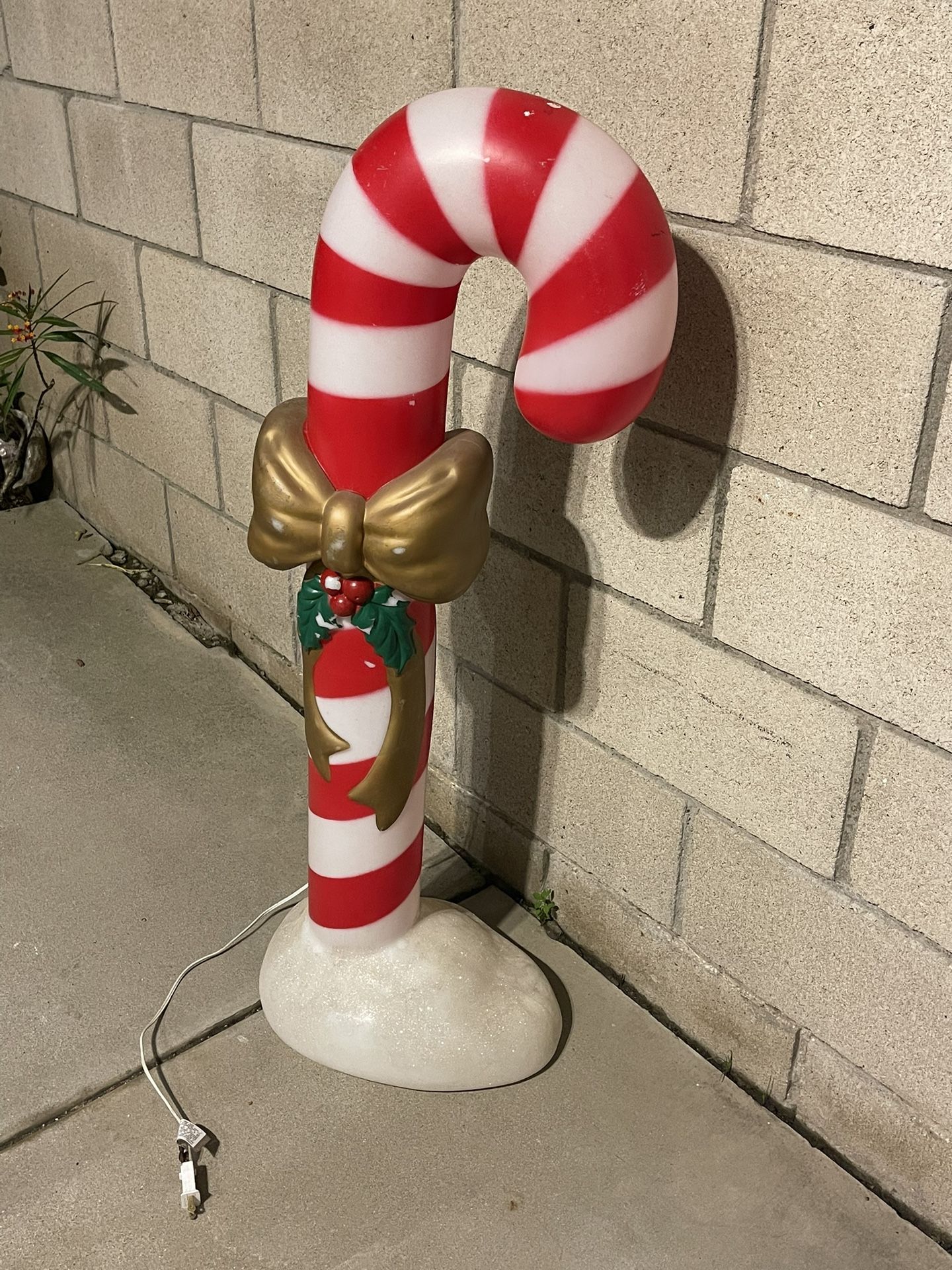CHRISTMAS CANDY CANE W/ BOW BLOW MOLD YARD HOLIDAY LIGHT DECOR