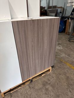 Kitchen cabinets