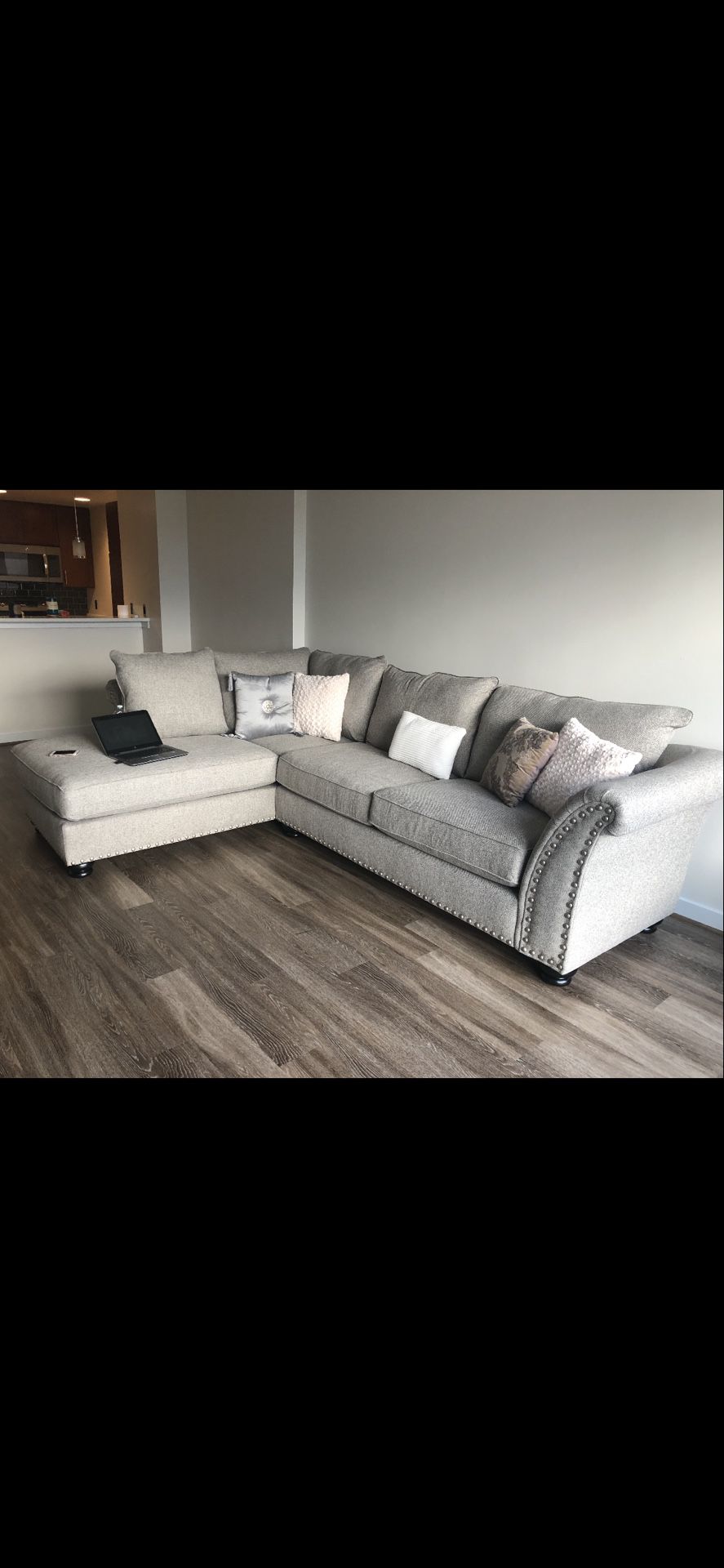 Gray Sectional Couch with Chaise