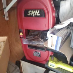 Skil 9" Benchtop Band Saw 120volt 2 Speed