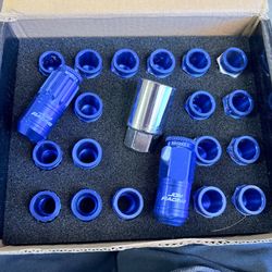 Used M12x1.25 Lug Nut 20 PCS, Wheel Lock Bulge Acorn Open End Lug Nut Set Compatible