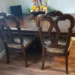 Dining table ( wood)