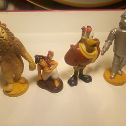 Vintage Wizard Of Oz Figurines Aladdin Disney's Darkwing Duck Launchpad Mcquack Action Figure Tin Man And Lion