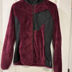 Women's Medium Columbia Jacket in Burgundy and Black