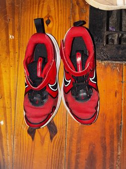 12.5C boys red nikes