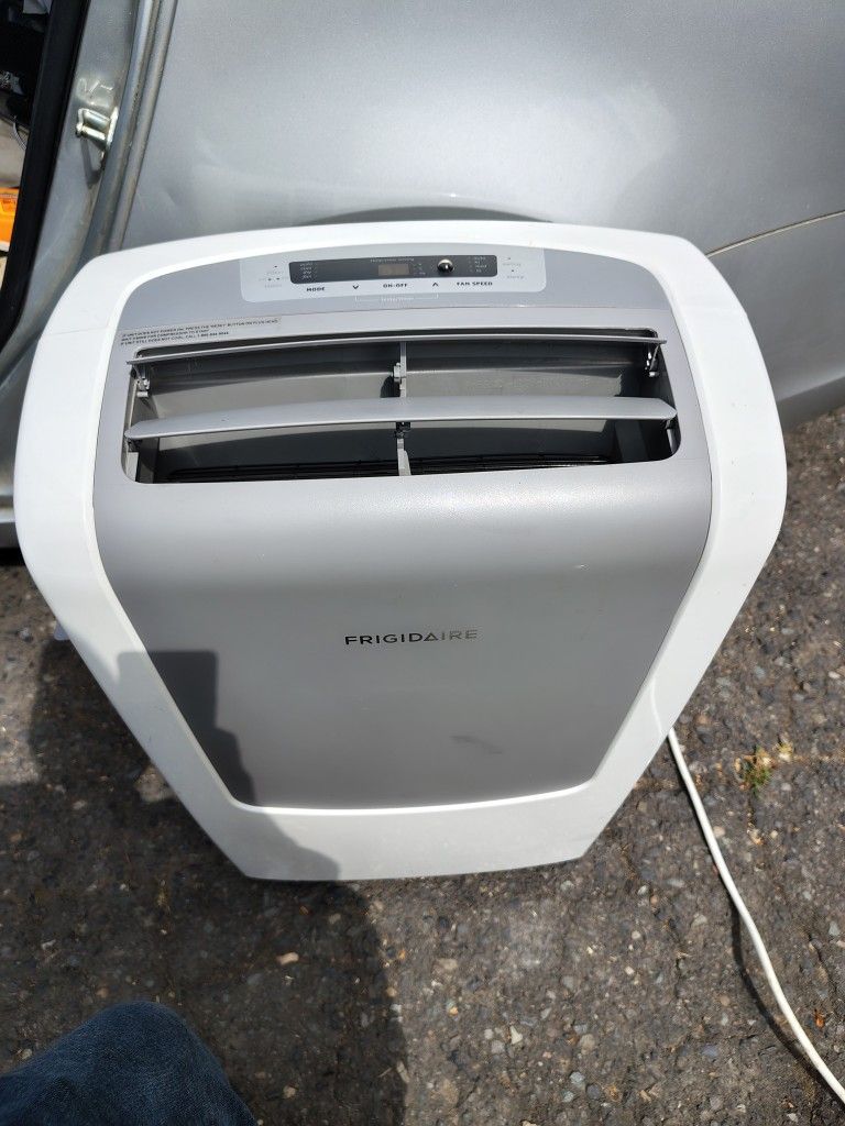 Frigidaire Air conditioner