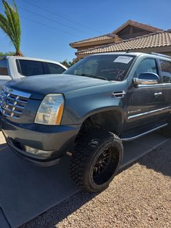 2008  cadillac escalade