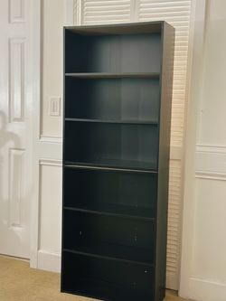 Multi-tier standard bookcase