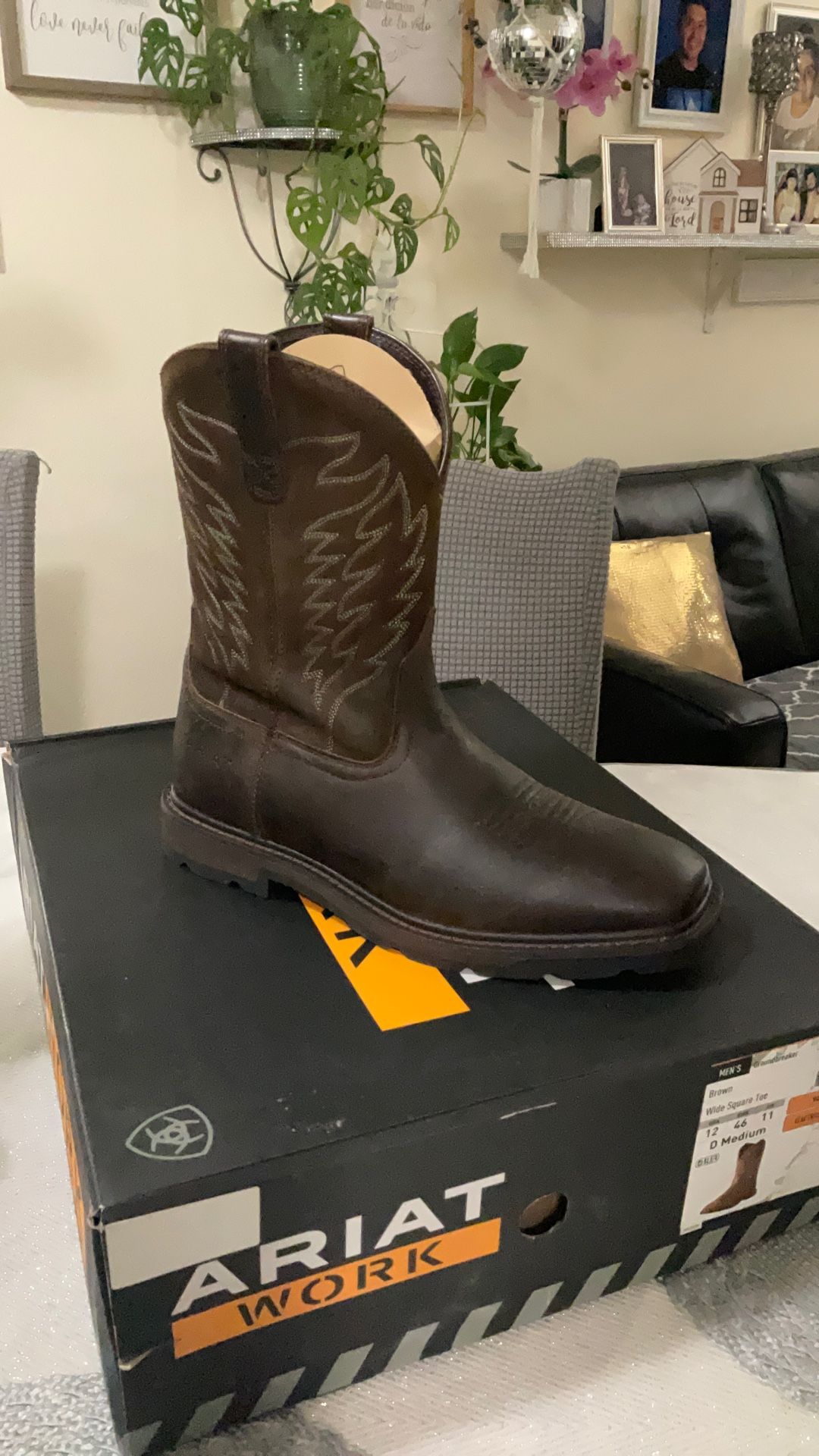 New Men Ariat Boots 