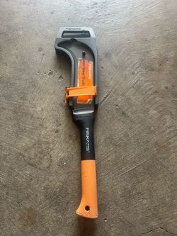 Fiskars Curved Blade 9In Brush Axe, Black and Orange,