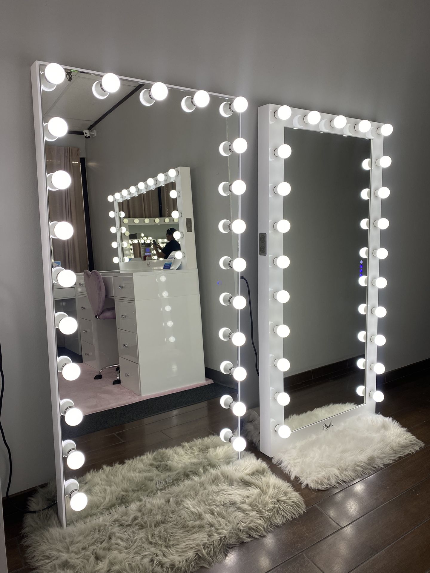 Full Body Mirror In Stock  Financing available Available with and without Bluetooth in black , Pink  and white